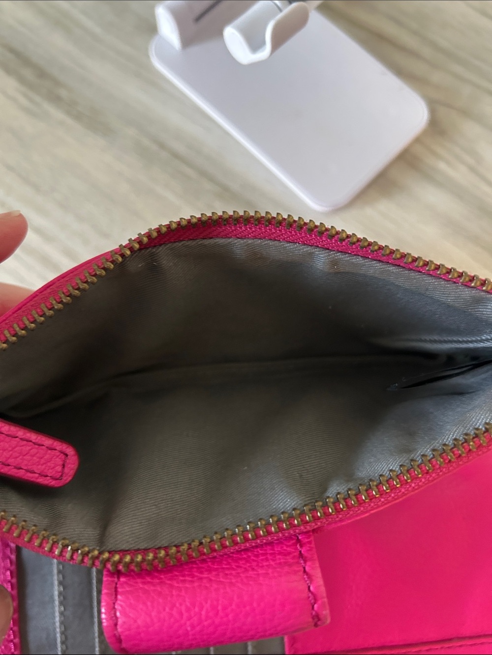 Fossil Bright Pink Leather Zip Wristlet Wallet - Picture 11 of 11